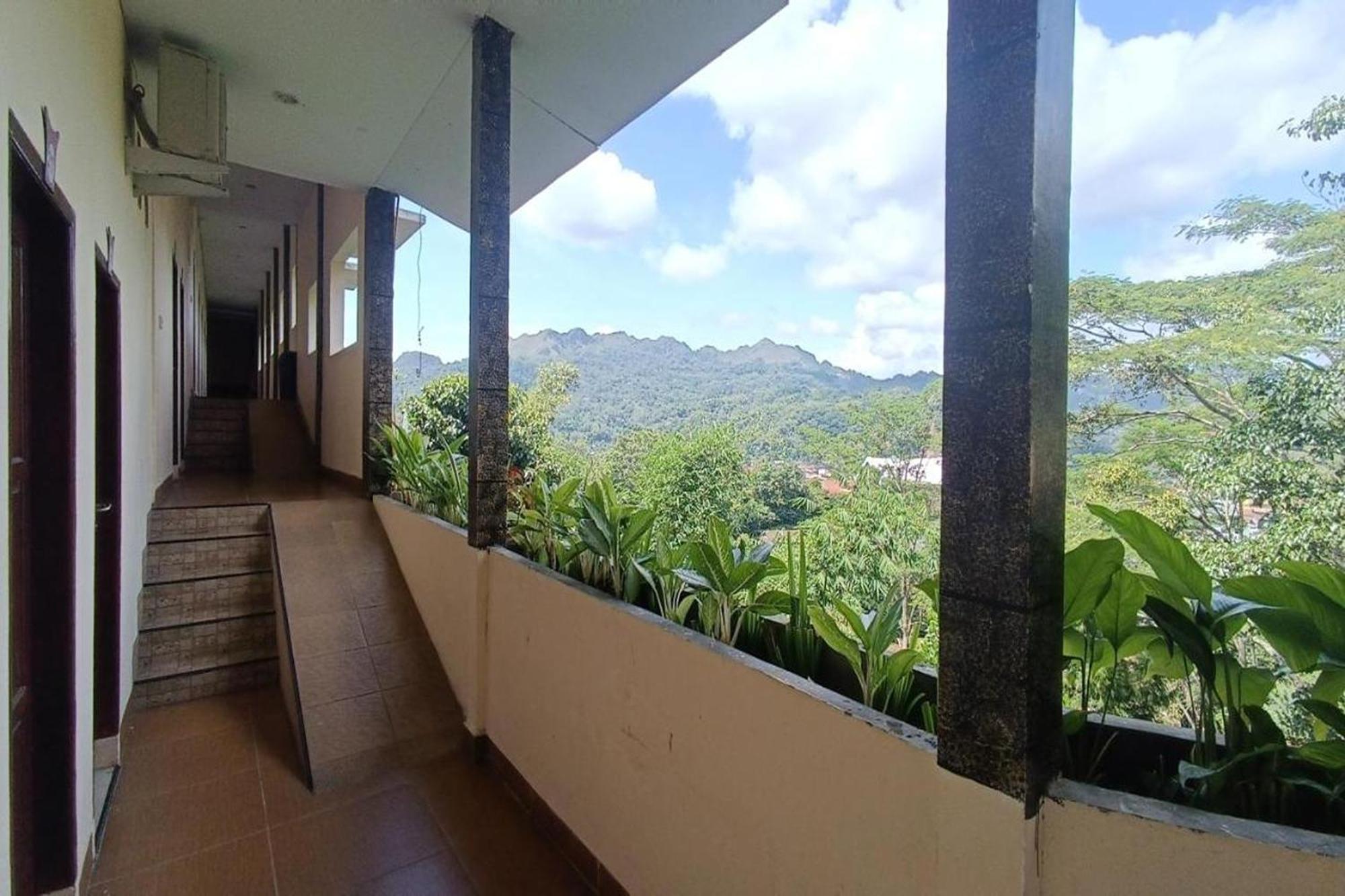 Hotel Manggasa Makale Ngoại thất bức ảnh